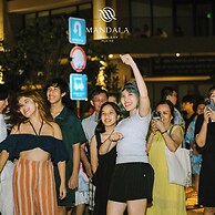 Ruby Apec Mandala Cham Bay Rental