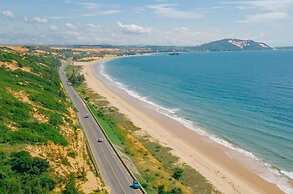 Ruby Apec Mandala Cham Bay Rental