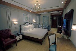 Astra Resort and Caffe Kasauli