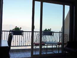 Astra Resort and Caffe Kasauli