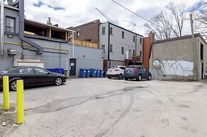 Casa Queen-Unique 2BR Suite- Leslieville