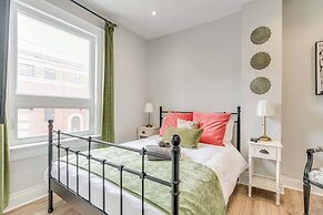 Casa Queen-Unique 2BR Suite- Leslieville