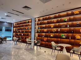 Royal International Hotel