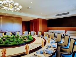 Royal International Hotel