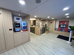 Cat Tail Pocket Inn ximen