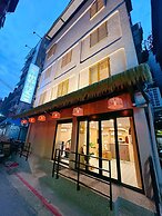 Cat Tail Pocket Inn ximen