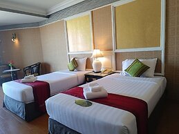 First Pacific Cirrus - Pattaya