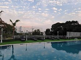 First Pacific Cirrus - Pattaya