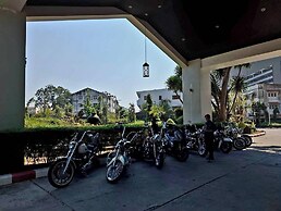 First Pacific Cirrus - Pattaya