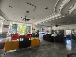 First Pacific Cirrus - Pattaya