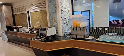 First Pacific Cirrus - Pattaya