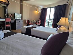 First Pacific Cirrus - Pattaya