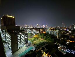 First Pacific Cirrus - Pattaya