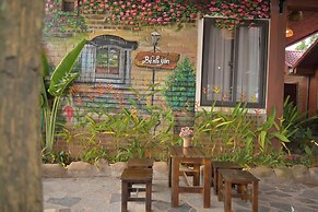 TamCoc Moon An Bungalow & Cafe