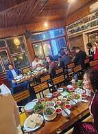 TamCoc Moon An Bungalow & Cafe
