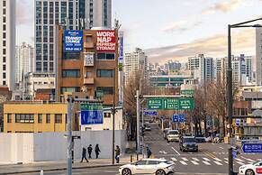 Crashin Yongsan Guesthouse