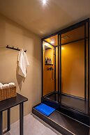 Crashin Yongsan Guesthouse