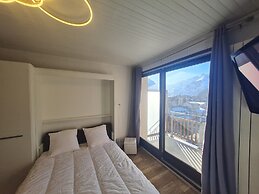 Central Apartment With Balcony