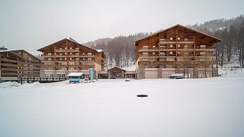 Apartment in France With Mountain Views & Pool