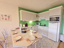 Apartment With Full Amenities