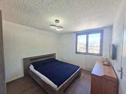 Apartment With Full Amenities