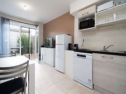 Cozy Retreat Near Serignan