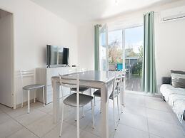 Sunny Villa Near Valras Beach