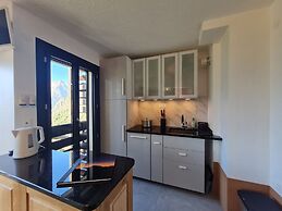 Comfortable First-floor Apartment