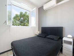 Apartment in Valras Plage With Parking