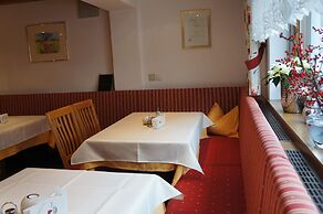 Apart Frühstückspension Stark