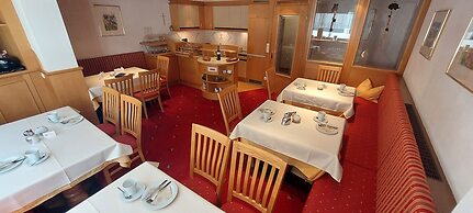 Apart Frühstückspension Stark