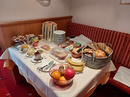 Apart Frühstückspension Stark