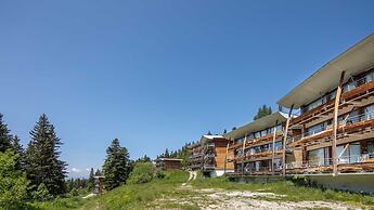 Apartment in Chamrousse With Mountain Views