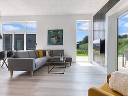 5 Star Holiday Home in Lokken