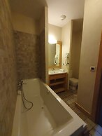 Alpine Comfort for 8 Guests
