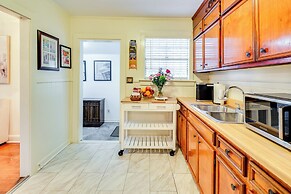 Family-friendly Home in Jackson ~ 3 Mi to Stadium