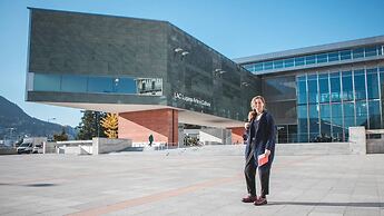 Brand new Apartment City11