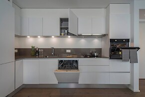 Brand new Apartment City11