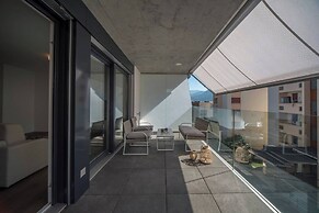 Brand new Apartment City11