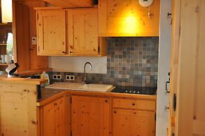 Spacious Retreat for 10 Guests
