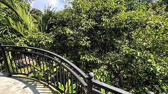 Galle Catamaran Villa