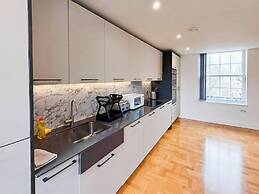 Modern 2 Bedroom 2 Bathroom Apartment