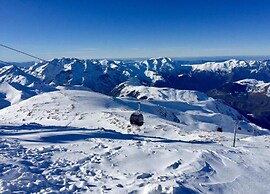 Alpine Stay Near Ski Slopes