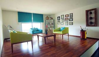Aura Corporate Suites