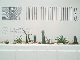 HOTEL minimumms.
