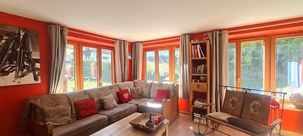 Spacious Chalet Near Ski Slopes