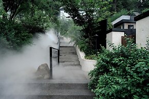 Anji ke gamer wild luxury Resort villa