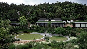 Anji ke gamer wild luxury Resort villa