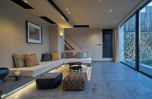 Anji ke gamer wild luxury Resort villa