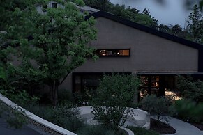 Anji ke gamer wild luxury Resort villa